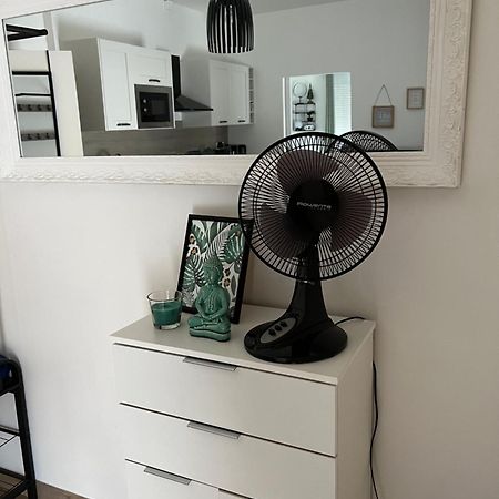Cosy Loire, T2 Neuf, Front De Loire ,Vue Cathedrale,5Min A Pied Centre Ville Et Parking Prive Орлеан Екстер'єр фото