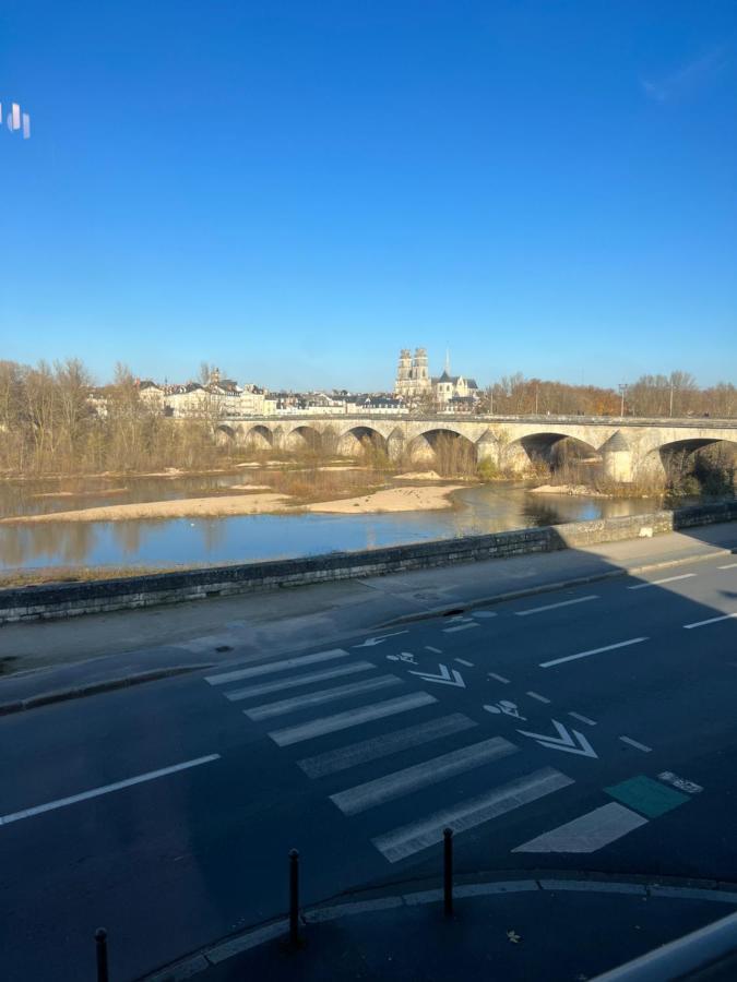 Cosy Loire, T2 Neuf, Front De Loire ,Vue Cathedrale,5Min A Pied Centre Ville Et Parking Prive Орлеан Екстер'єр фото